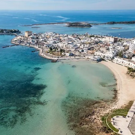 La Porta Sul Mare A Porto Cesareo Frühstückspension Torre Squillace