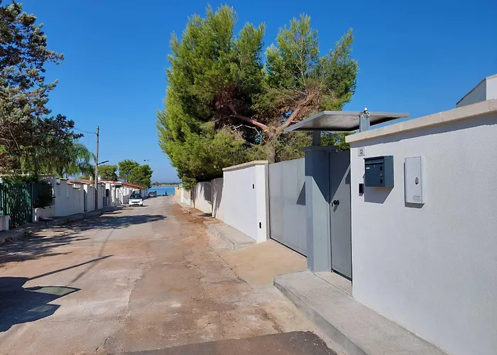 Oda ve Kahvaltı La Porta Sul Mare A Porto Cesareo Torre Squillace